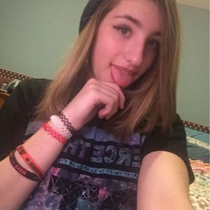 Meet your Posher, Abby